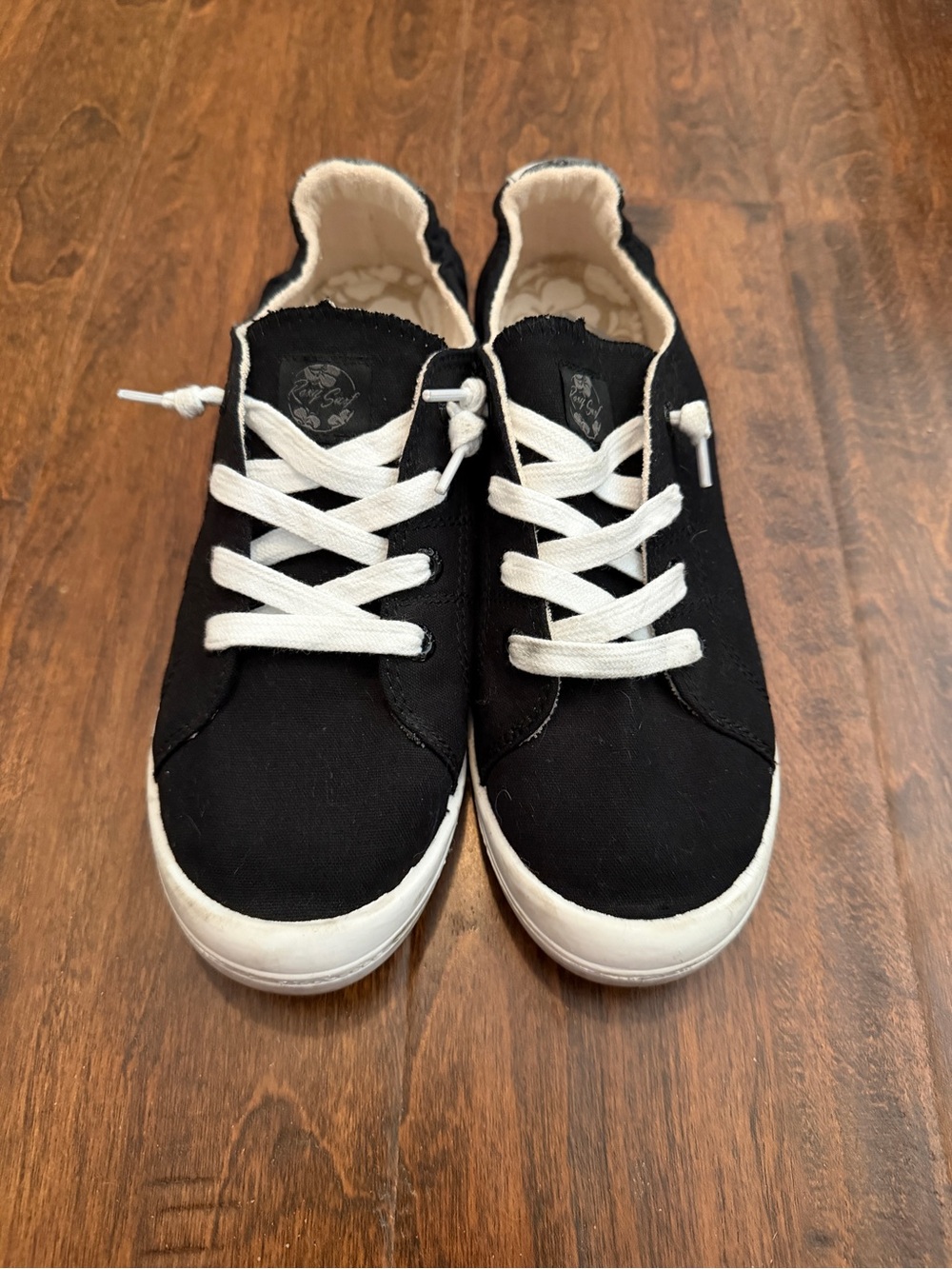 Roxy Rory Slip on Women’s  Black Canvas Sneaker